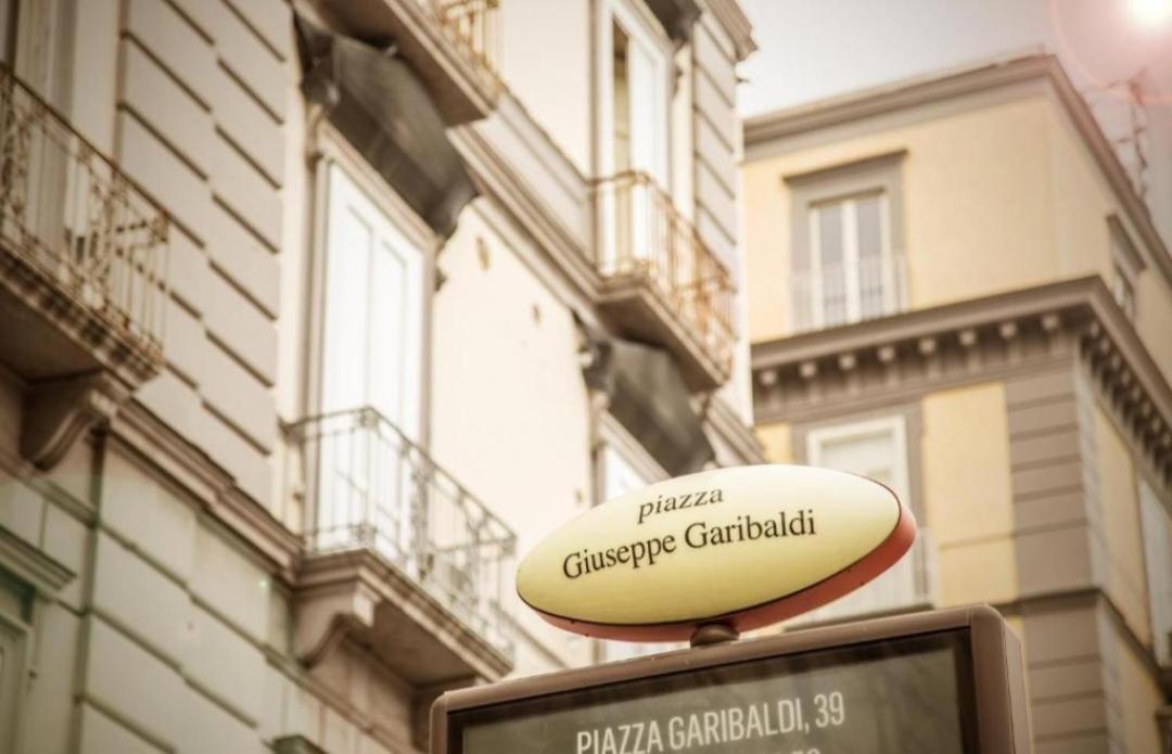 B&B City Center Napoli Bagian luar foto